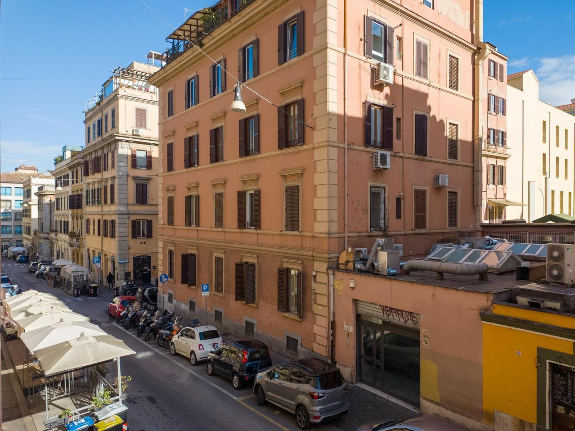 The Best Rent - Three-Room Apartment Near The Colosseum Рим Екстериор снимка